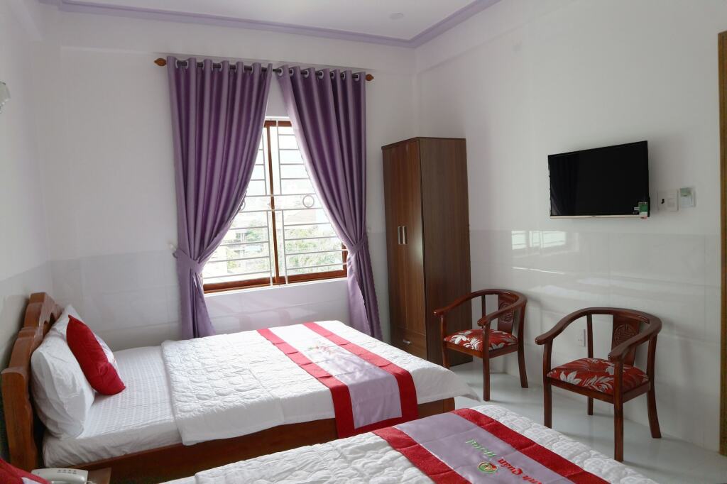 Куинён: Anh Quan Hotel