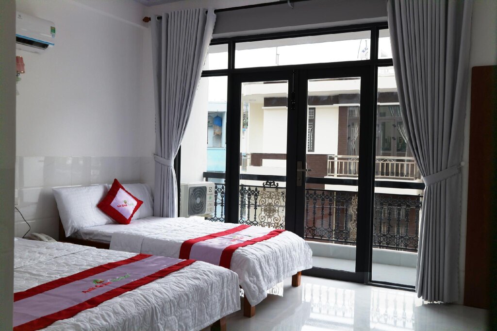 Куинён: Anh Quan Hotel