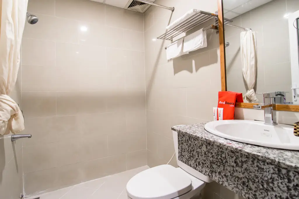 Хошимин: RedDoorz Plus @ Trung Son Residence