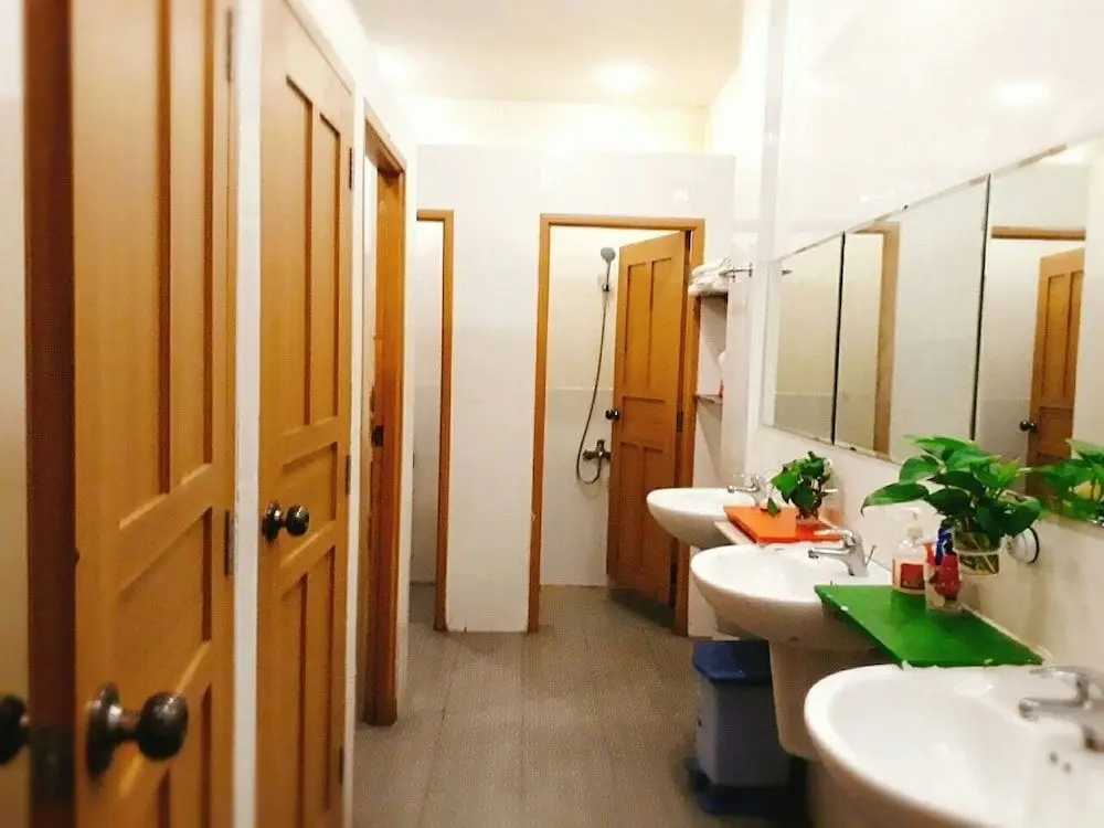 Дананг: 4Sisters Hostel