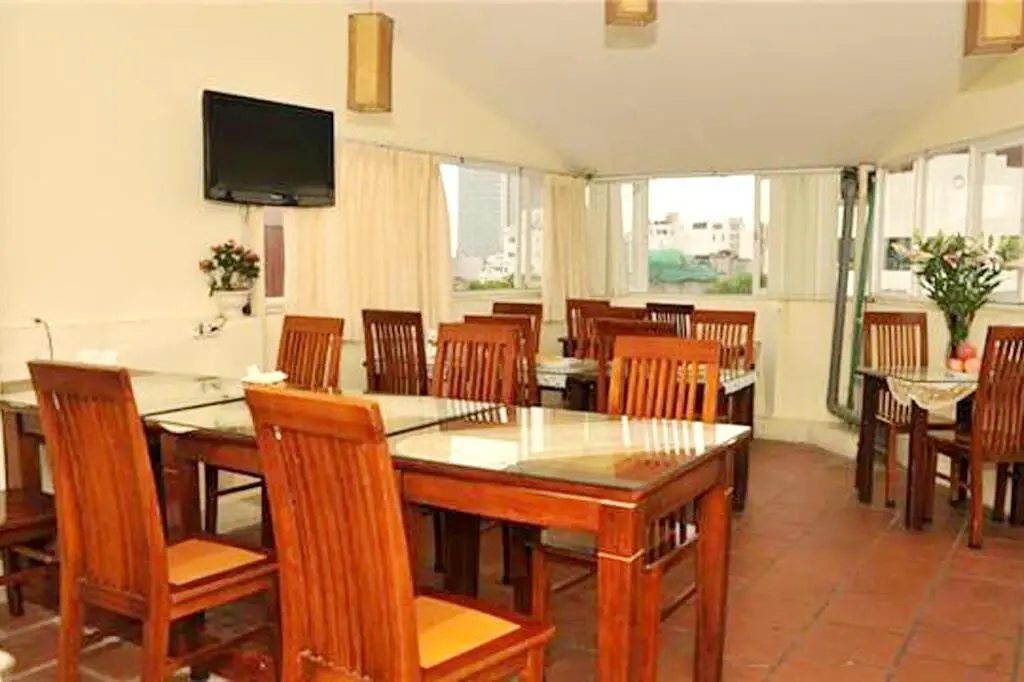 Ханой: Sunflower Hotel & Travel