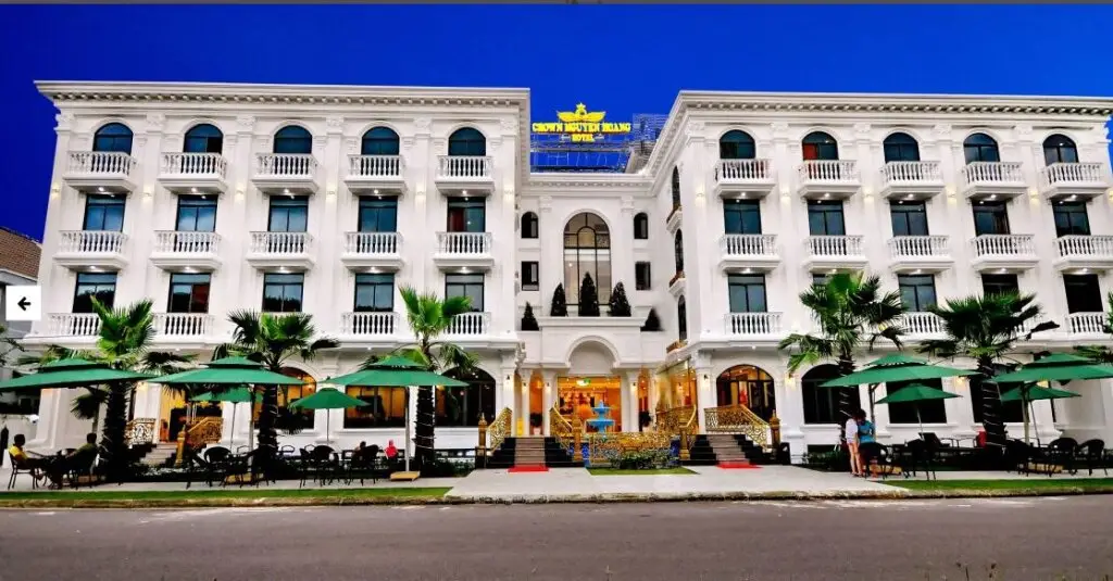 Crown Nguyen Hoang Hotel — фото 1