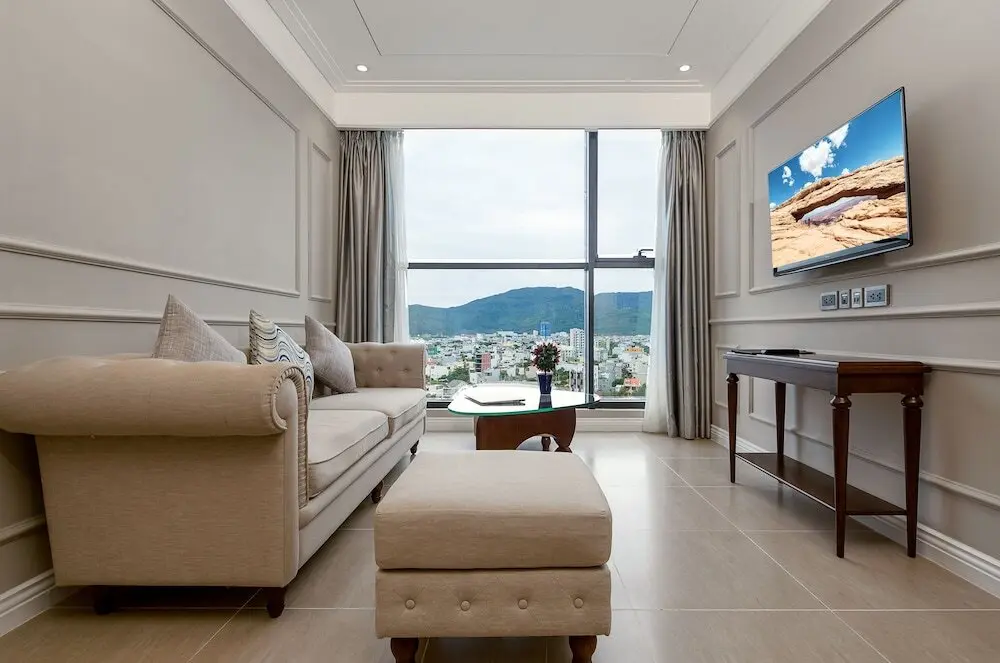 Дананг: Johnny's Luxury Apartments