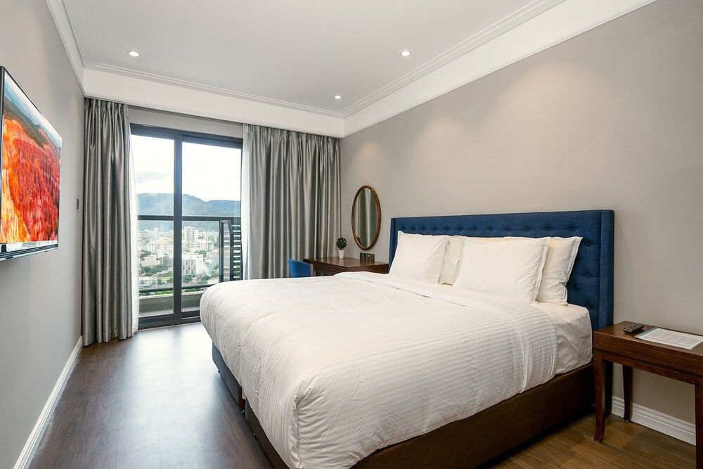 Дананг: Johnny's Luxury Apartments
