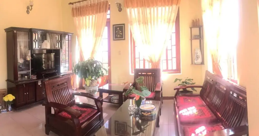 Далат: Doan's House