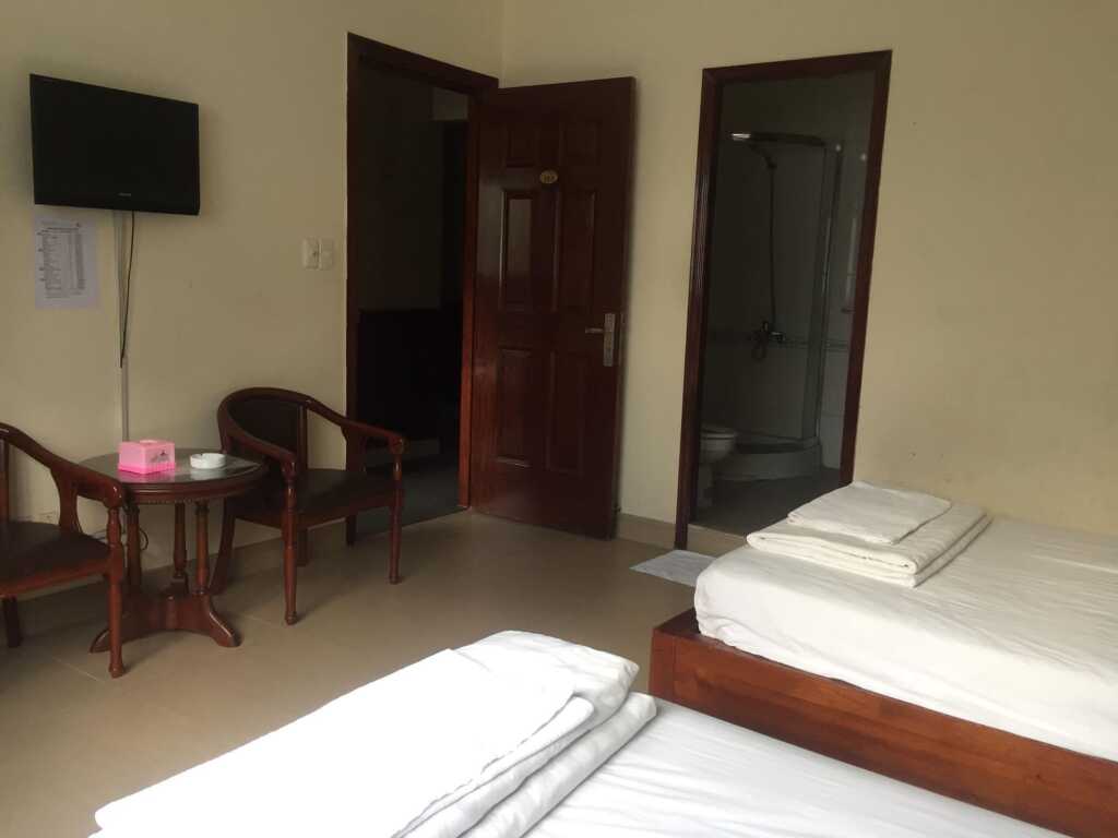 Хошимин: The Six Hotel Hoang Long Son 3