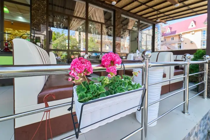 Сочи: Raj Guest House