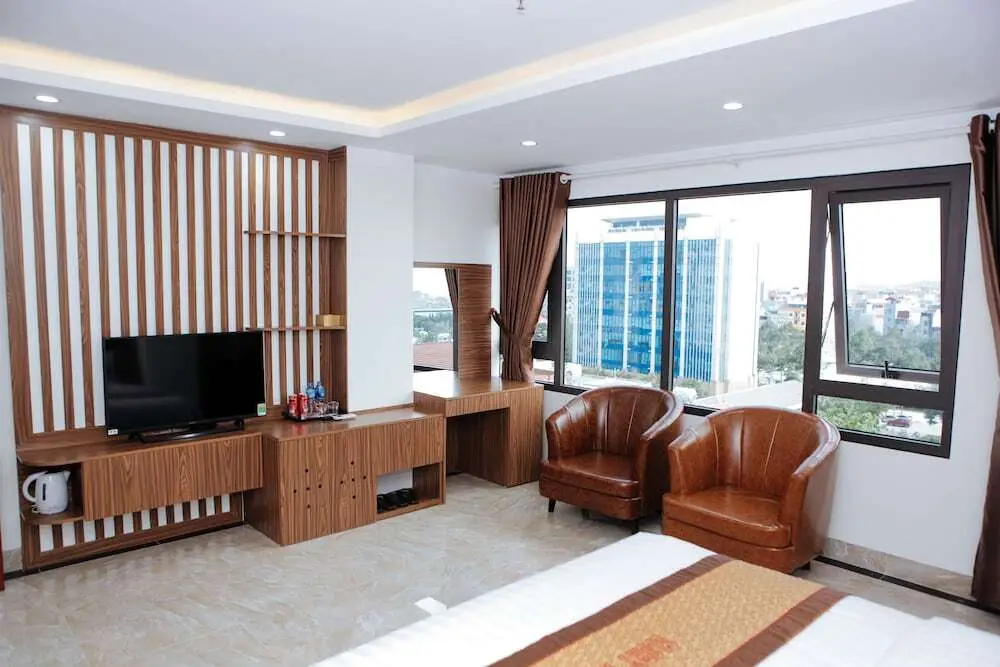 Бакнинь: Glory 2 Hotel