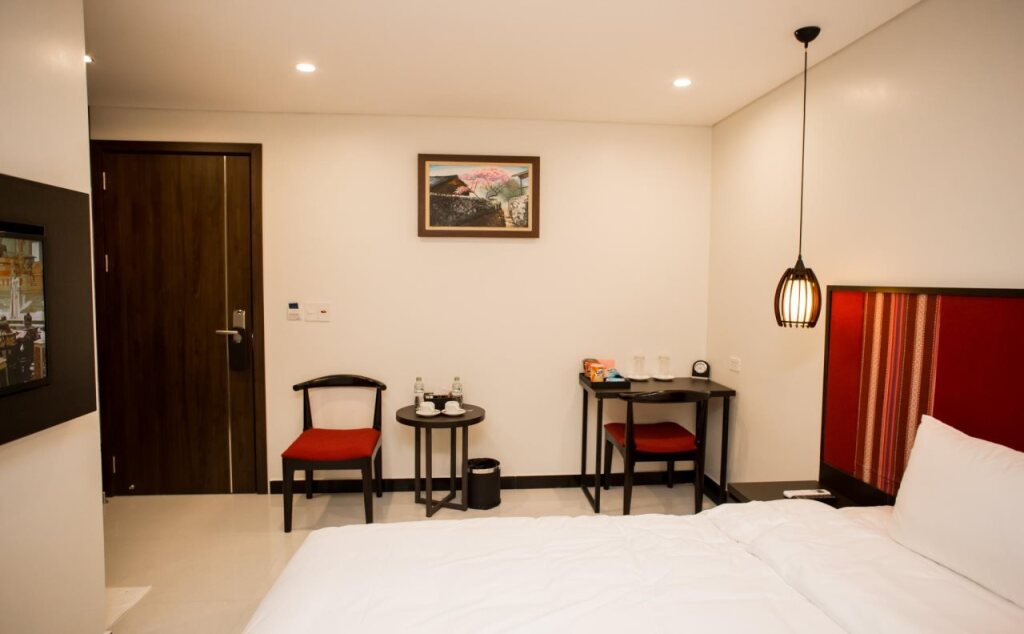 Max Boutique Hotel — фото 1