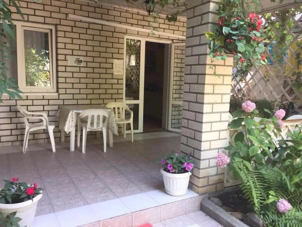 Геленджик: Guest House on Priboynaya 6