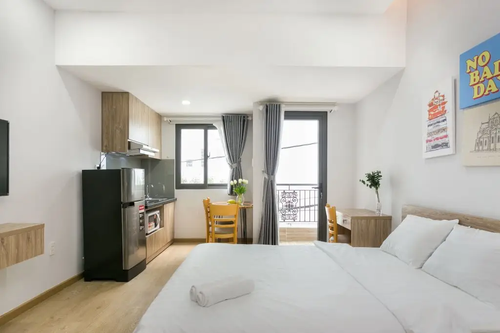 Хошимин: Your Home Serviced Apartment