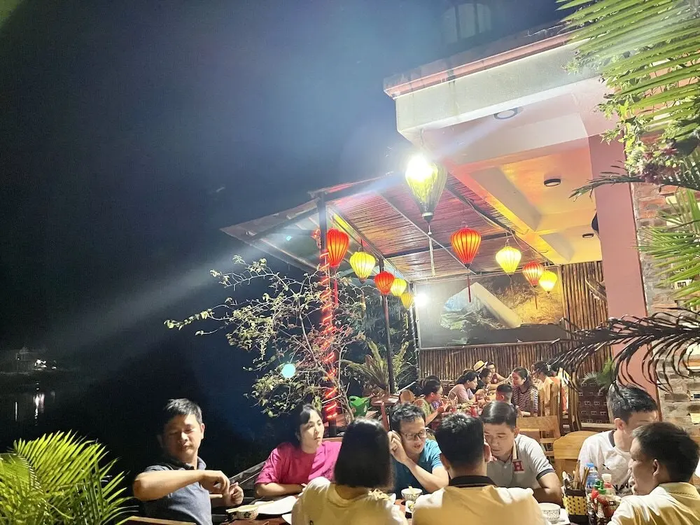Фонг Ня: Phong Nha Coco Riverside Homestay