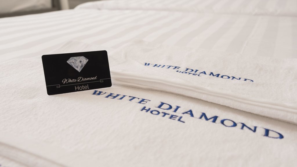 White Diamond Hotel — фото 1