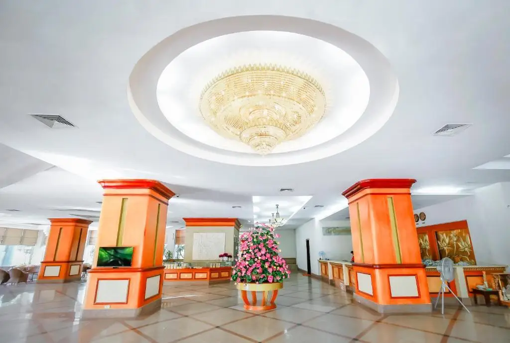 Хатинь: Ngan Ha Hotel