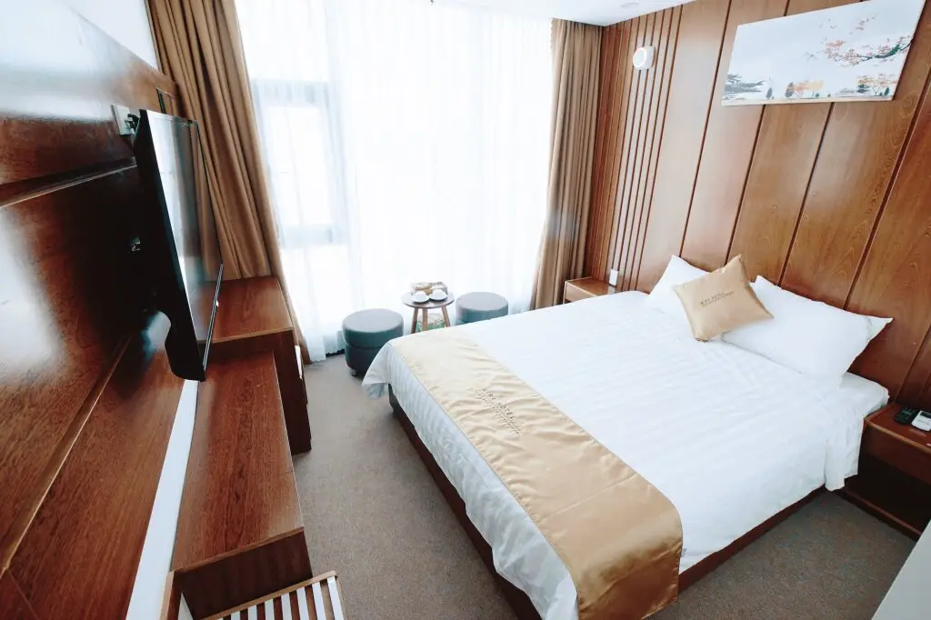 Куинён: Mira Hotel