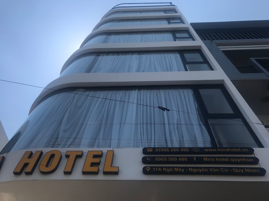 Куинён: Mira Hotel