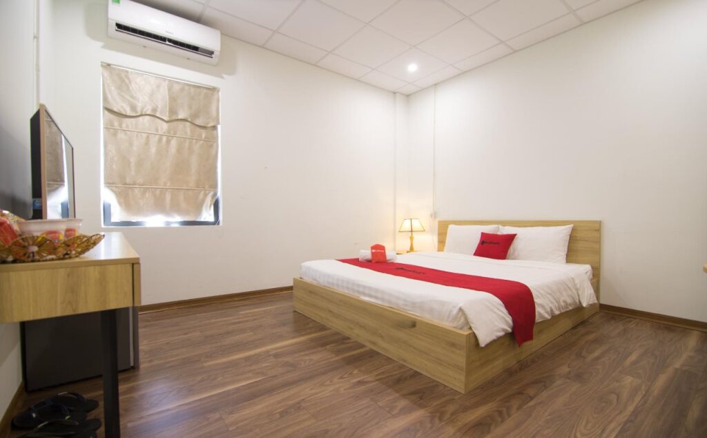 Дананг: Zoneland Apartments - Tropical Forest Mountain View - Hostel
