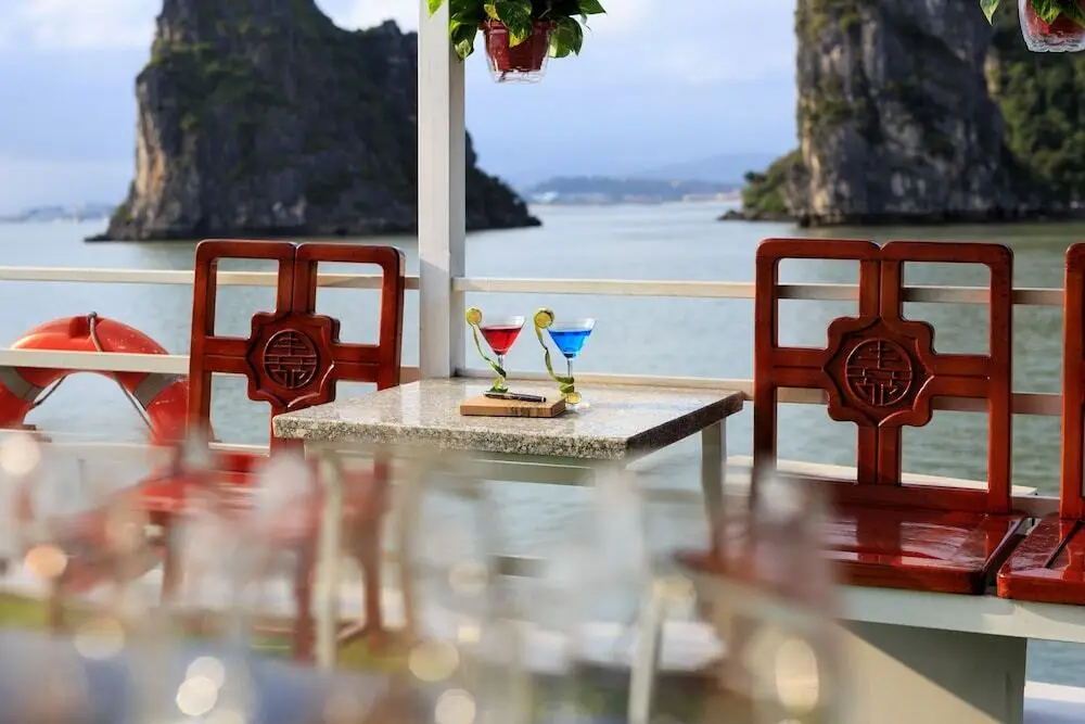 Халонг: Cozy Bay Classic Cruise