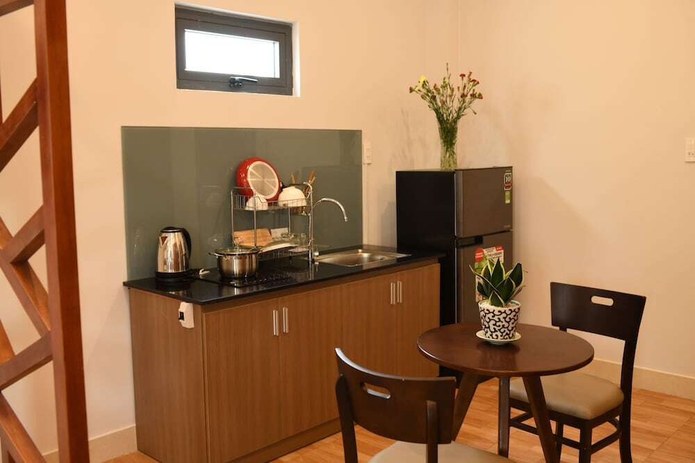 Дананг: YOLO Apartment Homes