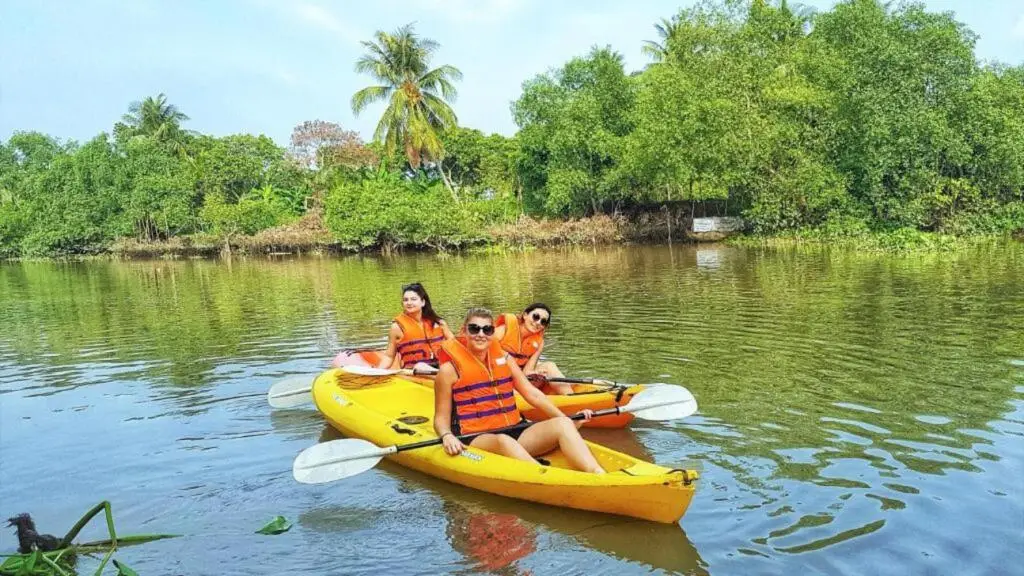 Виньлонг: Riverside Park Eco Resort