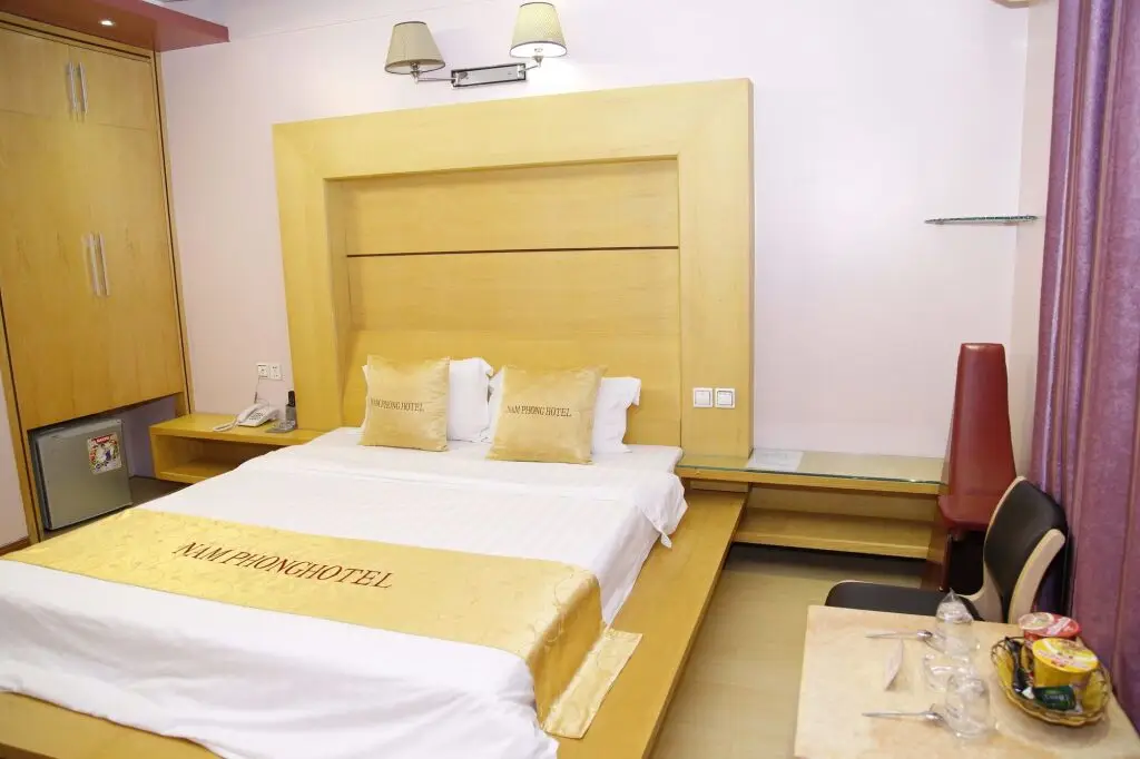 Хайфон: Nam Phong Hotel