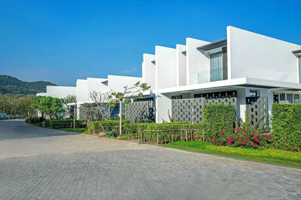 Лонг Диен: Oceanami Villas & Beach Club - Managed by Oceanami Group