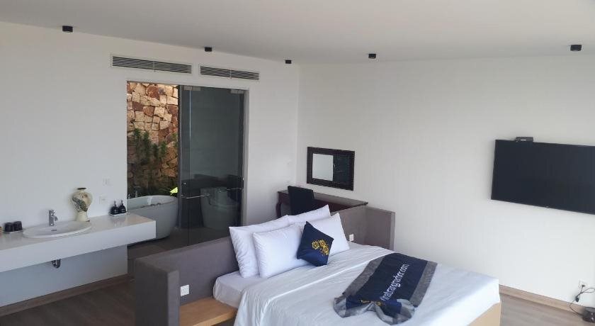 Nha Trang Harbor Apartments & Hotel — фото 1