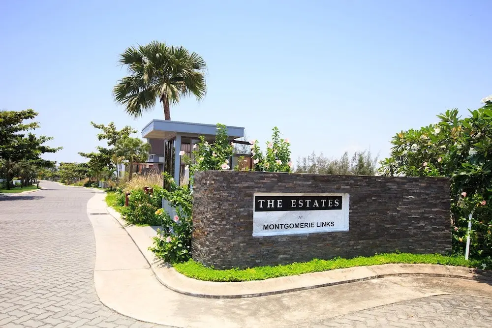 Диенбан: Montgomerie Links Hotel & Villas