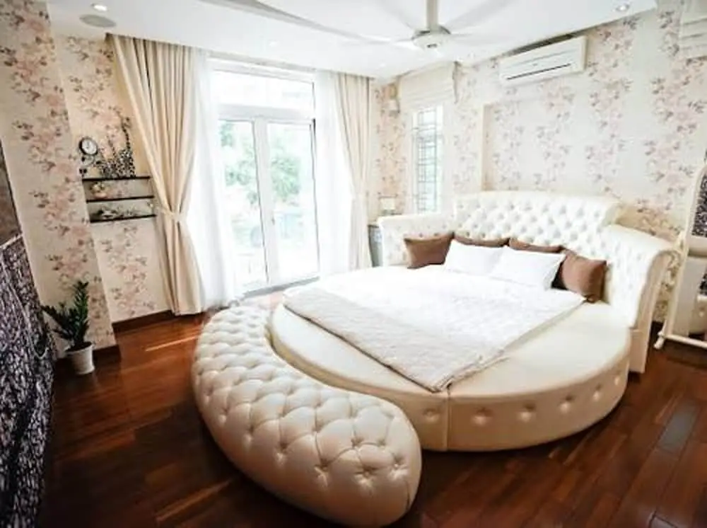 Хошимин: 5 Bedrooms Pool Villa w Karaoke