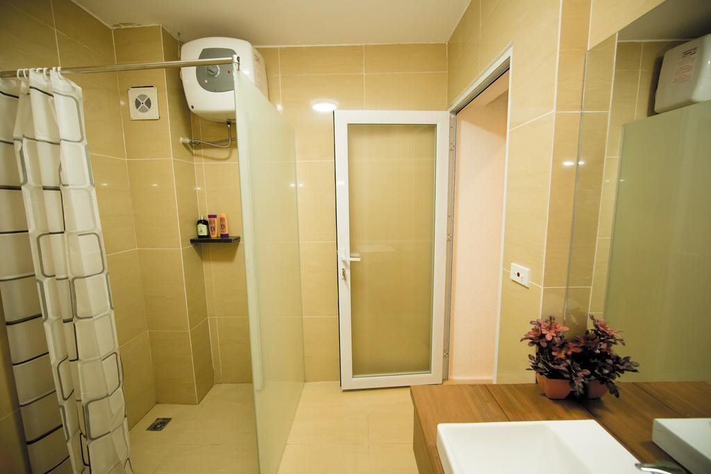 Ханой: Elegant Studio Apartment