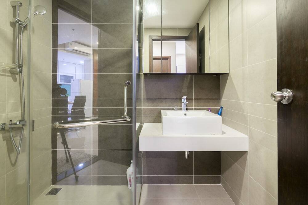 Хошимин: Sunrise City 2BR Luxury SWPool 30th