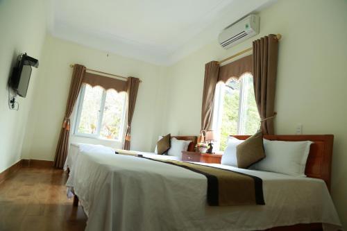 Фонг Ня: Gold Plus Hotel