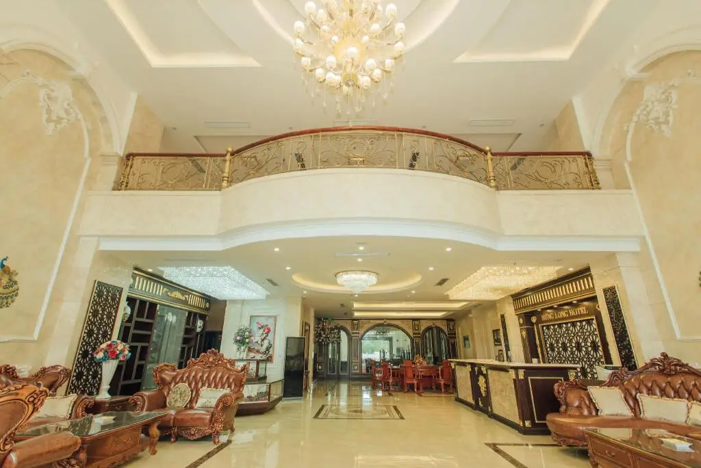 Ту Сон: Hung Long hotel