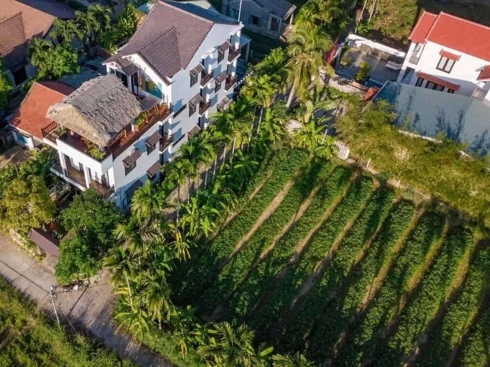 Хойан: The Bau Bi Retreat