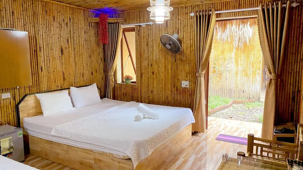 Хоа Лу: Quoc Khanh Bamboo Homestay - Hostel