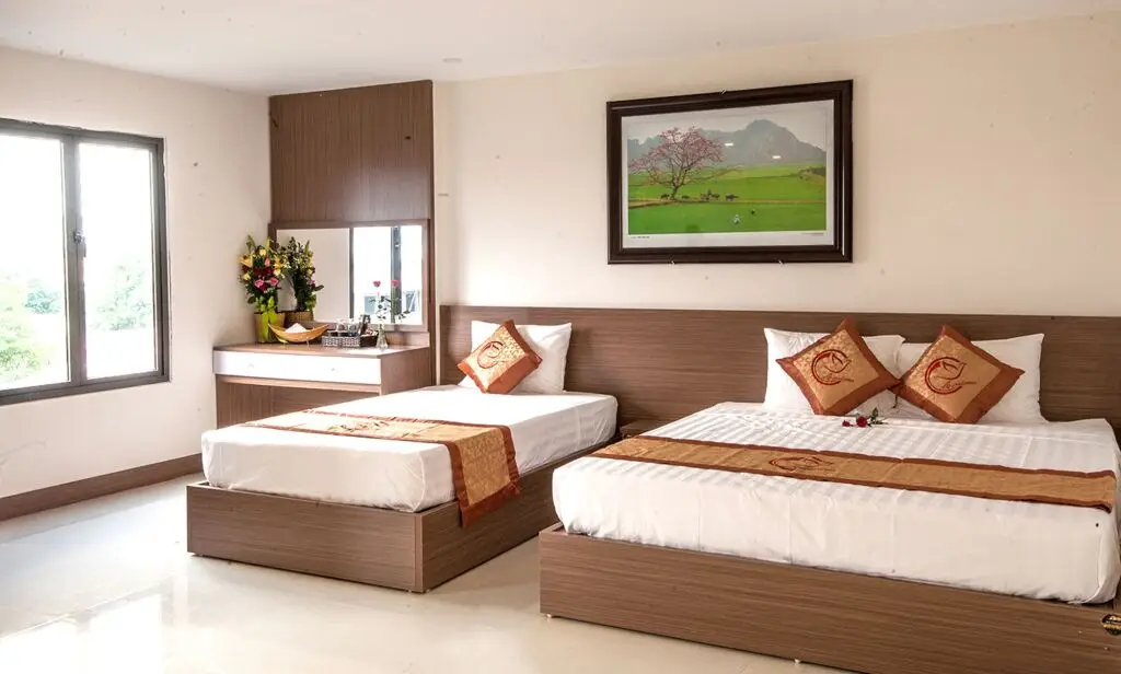 Ниньбинь: La Paloma Hotel Ninh Binh