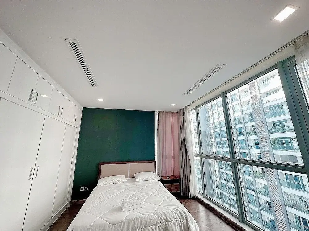 Хошимин: High-floor River-view Apartment