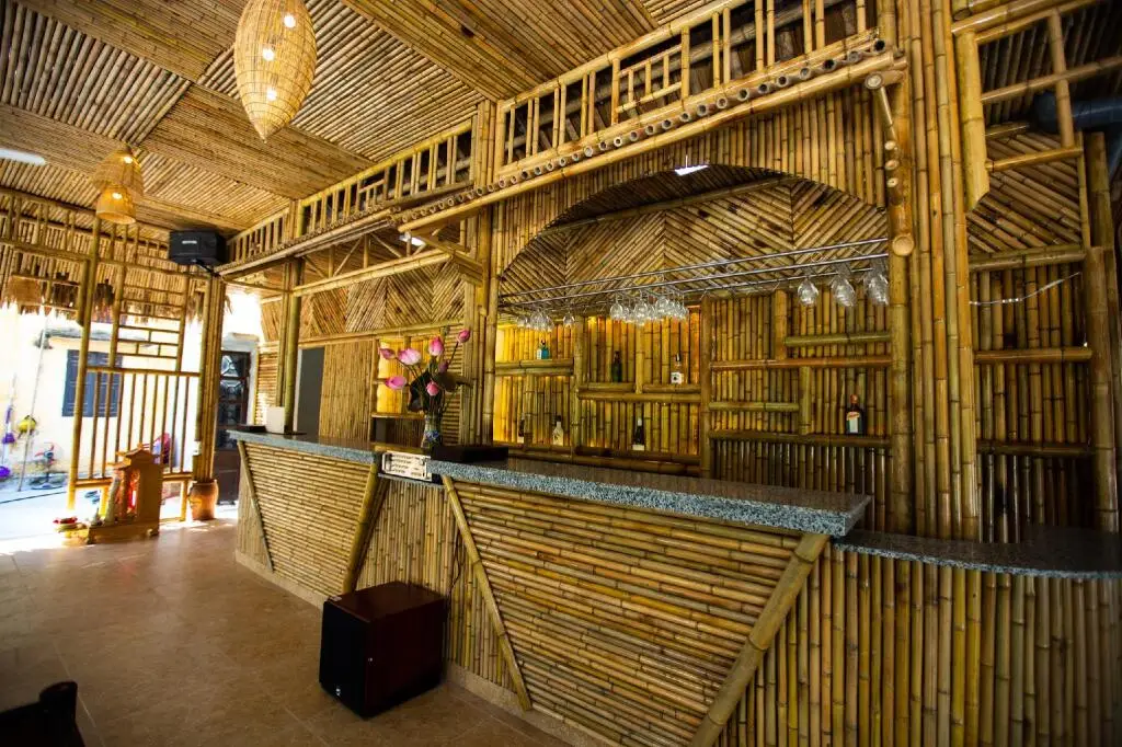 Хоа Лу: Ninh Binh Mountain Side Homestay & Cafe