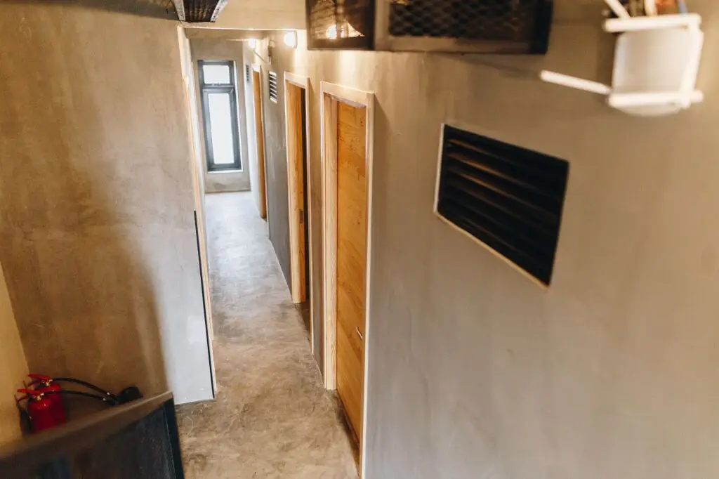 Далат: The Dalat Shelter