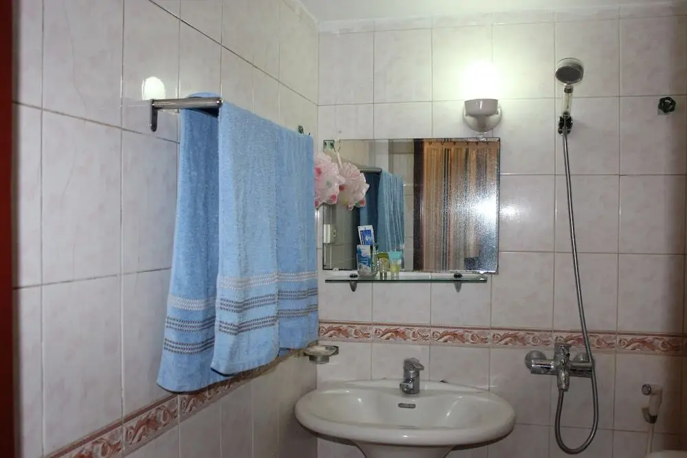 Ханой: Spacious Modern House nearby Old Quarter