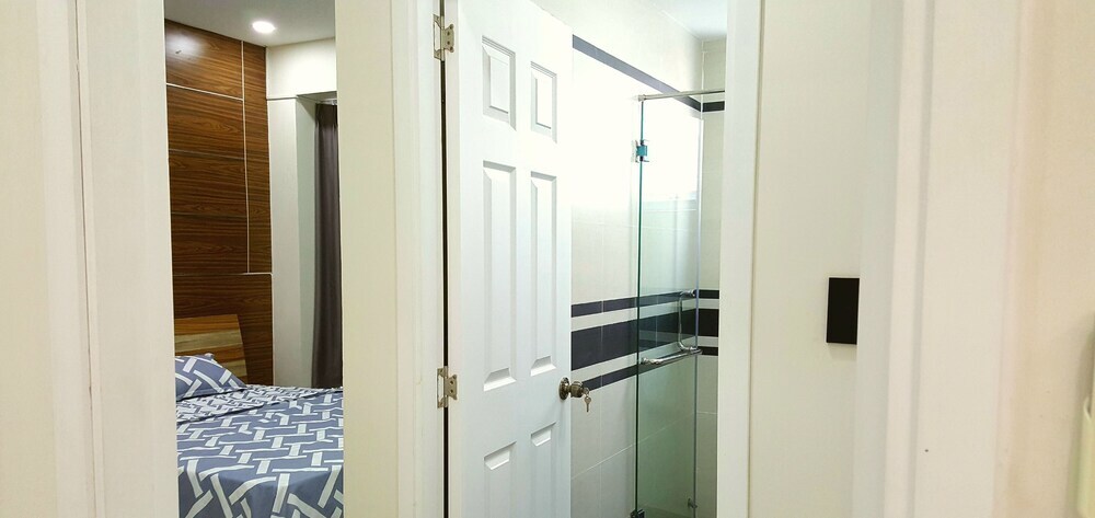 Хошимин: Scenic Valley Luxury 2BR SW Pool 07th