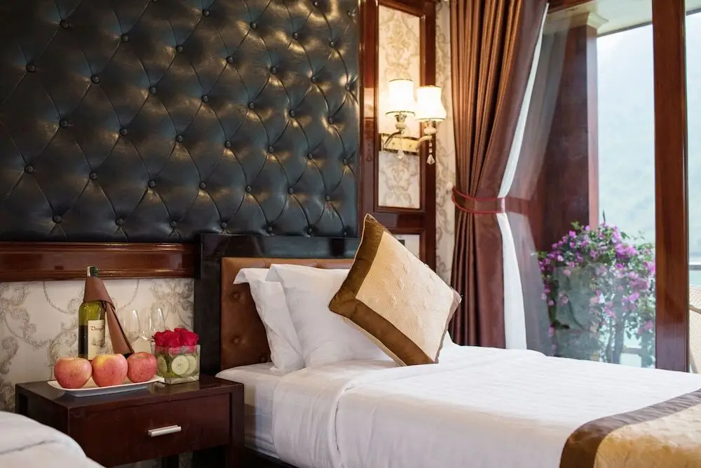 Халонг: Harmony Boutique Cruises