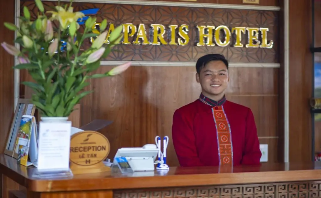 Saparis Hotel — фото 1