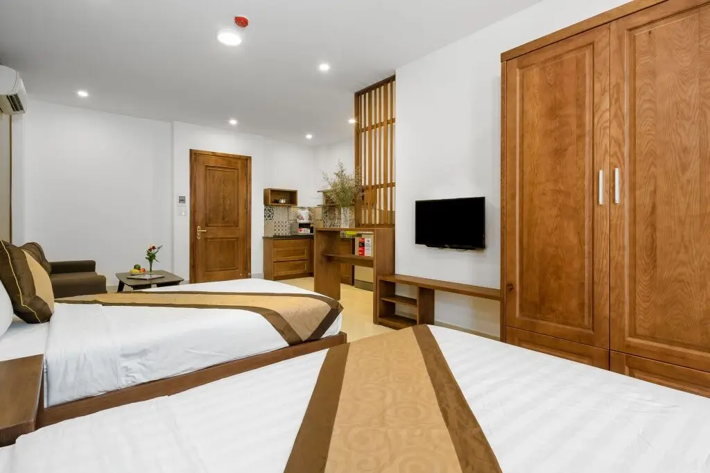 Дананг: Aris Beach Apartment & Hotel