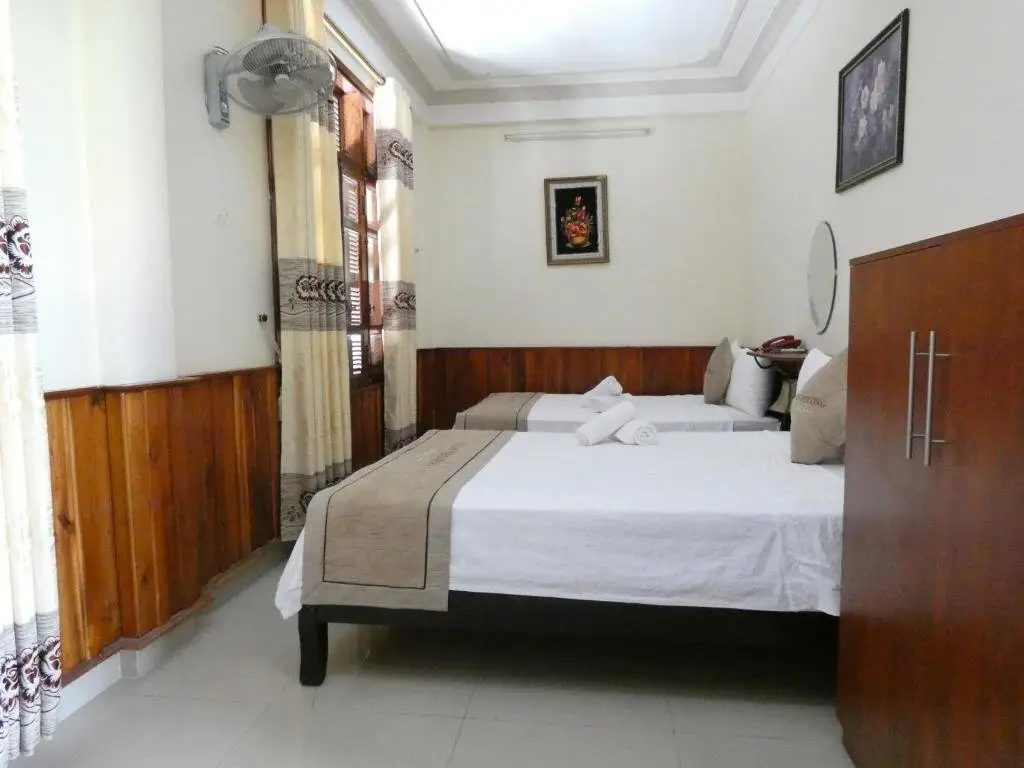 Хюэ: Nam Phuong Riverside Villa