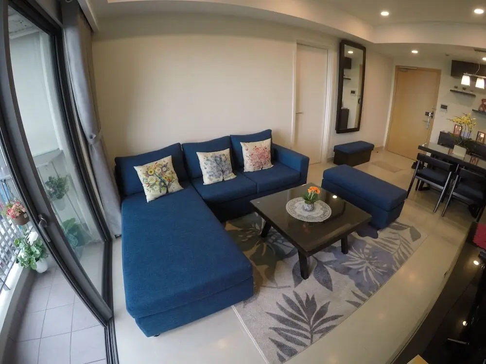 Хошимин: Riverfront Osis Resort Balcony