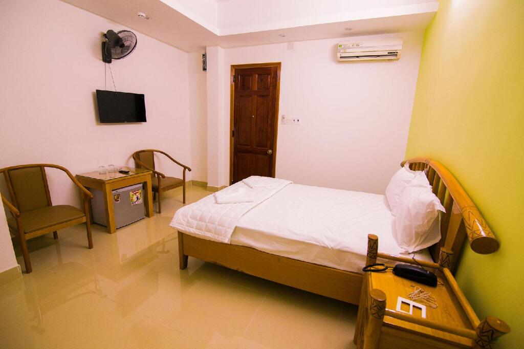 Куинён: Phuong Dong Hotel & Apartment