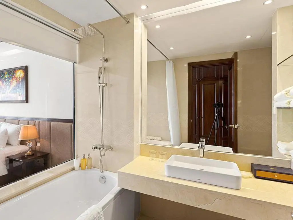 Нгок Куанг: Westlake Hotel & Resort Vinh Phuc