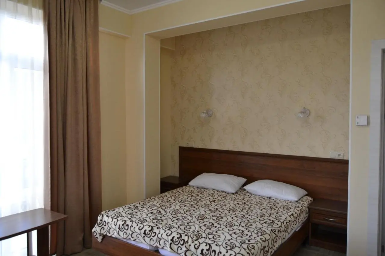 Витязево: Отель - Villa Angelina