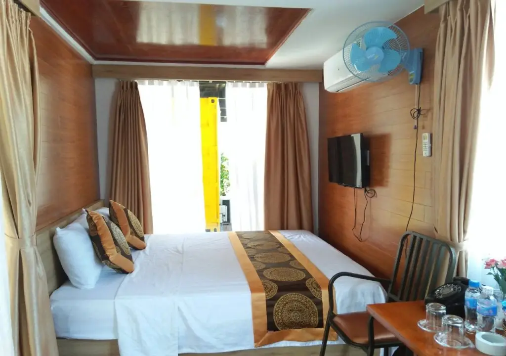 Донгхой: Why Not Hostel